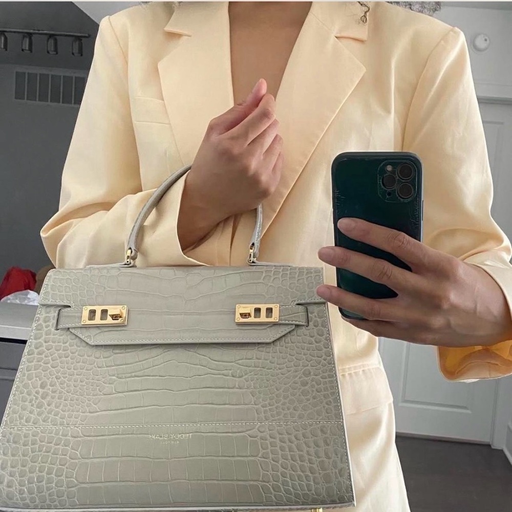 Kim Croco 14" Light Grey by Teddy Blake